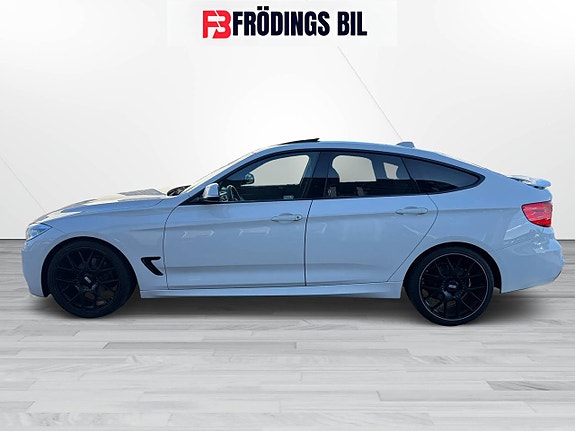 BMW 320d 2 of 25