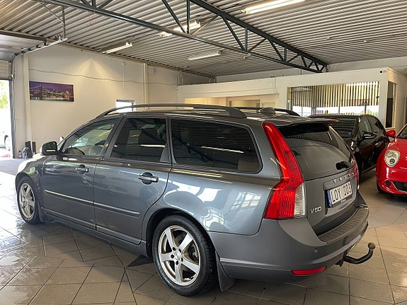 Volvo V50 4 of 8