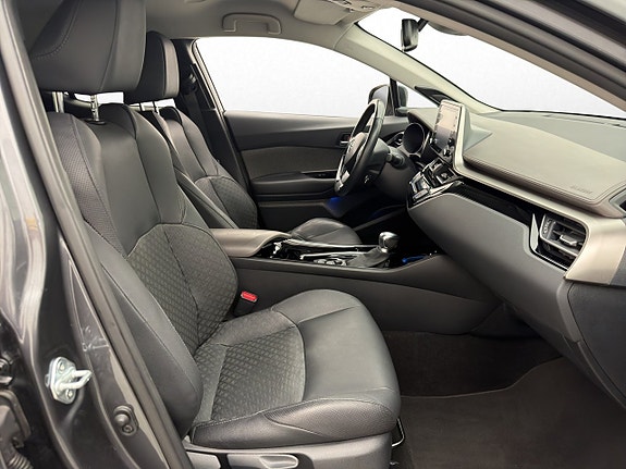 Toyota C-HR 9 of 28