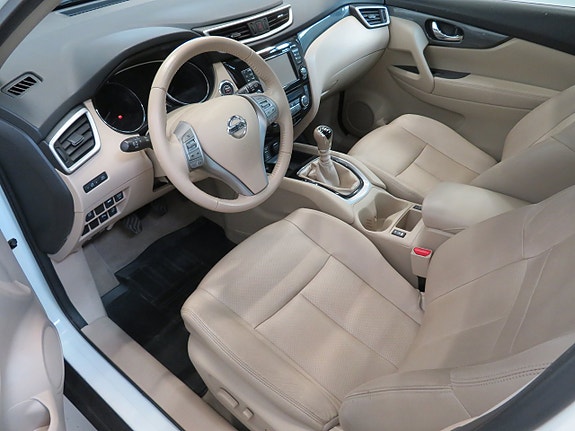 Nissan X-Trail 7 of 14