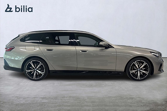 BMW 530e 17 of 19