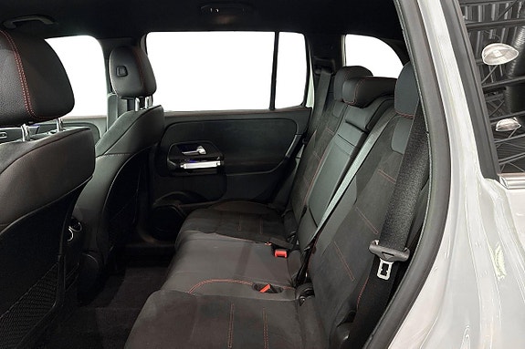 Mercedes-Benz GLB200 10 of 27