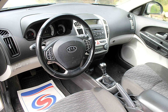 Kia Ceed 3 of 4
