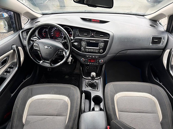 Kia Ceed 17 of 21