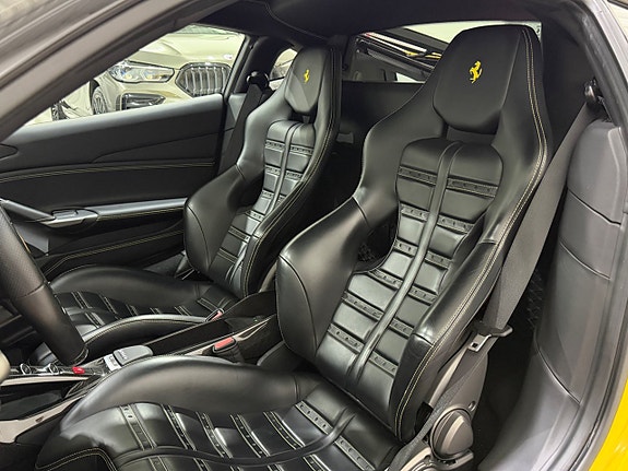 Ferrari 488 GTB 8 of 17