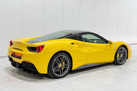 Ferrari 488 GTB 5 of 17