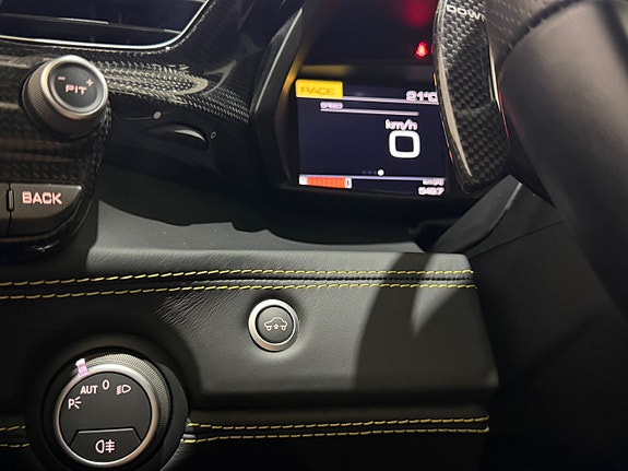Ferrari 488 GTB 17 of 17