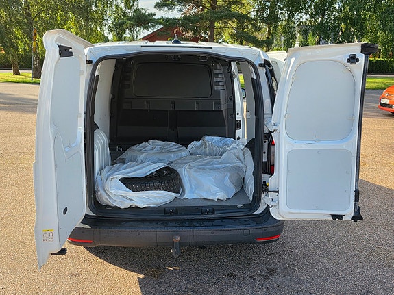 Volkswagen Caddy Maxi 8 of 15