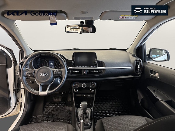 Kia Picanto 7 of 15