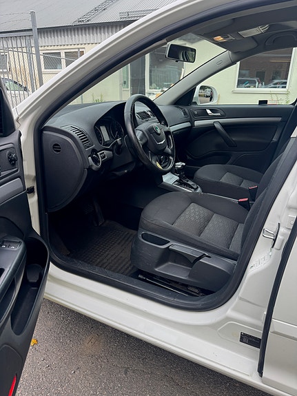 Skoda Octavia 8 of 10