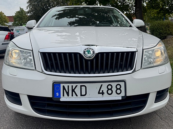 Skoda Octavia 5 of 10