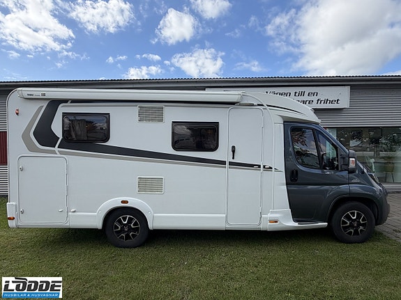 Weinsberg CaraCompact 600 MEG 2 of 12