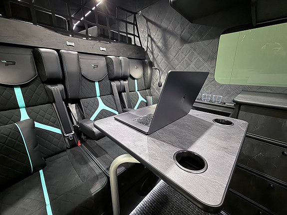 Mercedes-Benz Sprinter 319 2 of 24