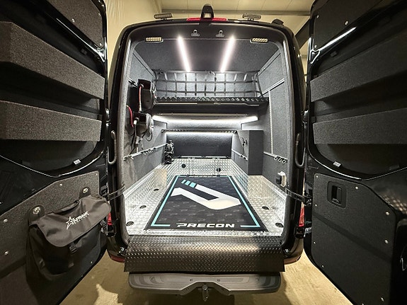 Mercedes-Benz Sprinter 319 19 of 24