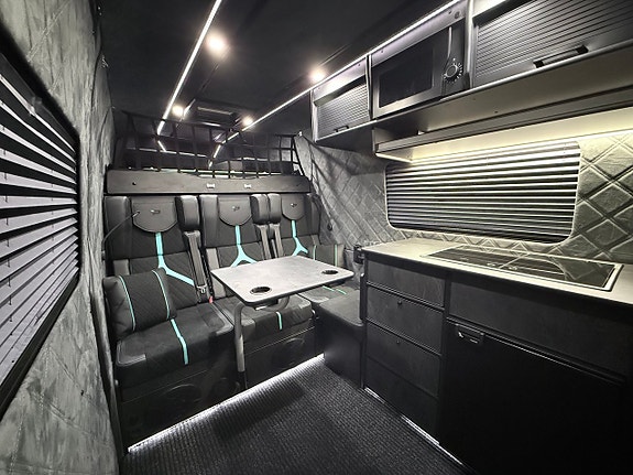 Mercedes-Benz Sprinter 319 4 of 24