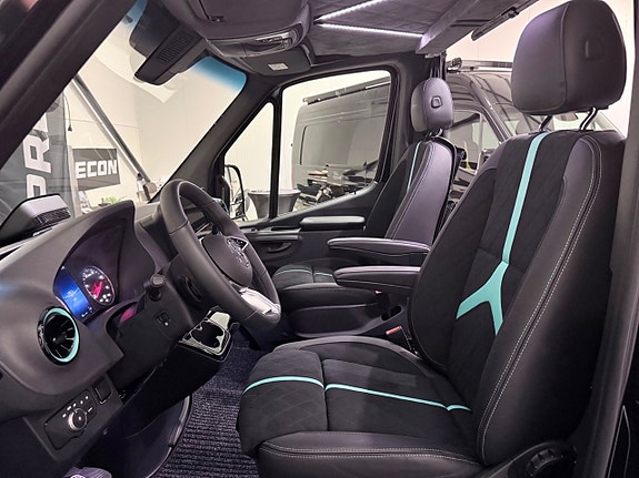Mercedes-Benz Sprinter 319 16 of 24