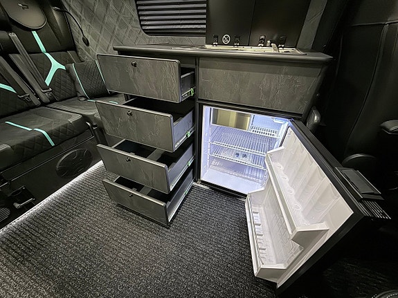 Mercedes-Benz Sprinter 319 10 of 24
