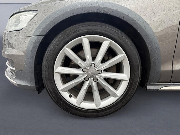 Audi A6 allroad 12 of 23