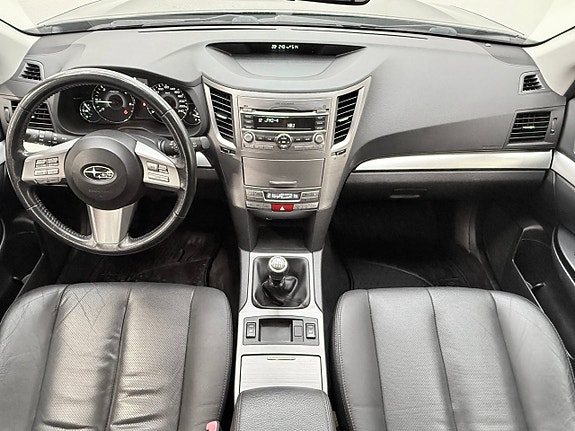Subaru Outback 2 of 30