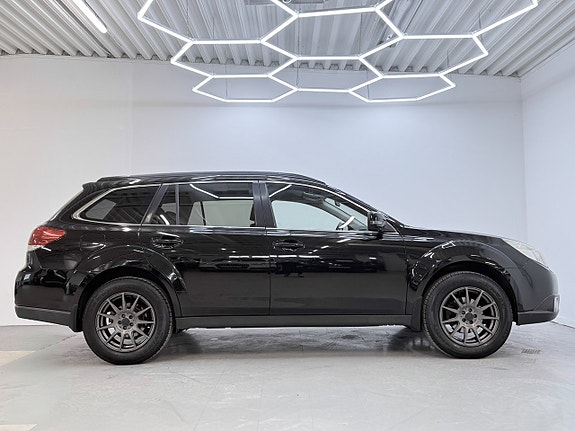 Subaru Outback 5 of 30