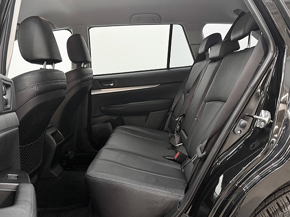 Subaru Outback 13 of 30