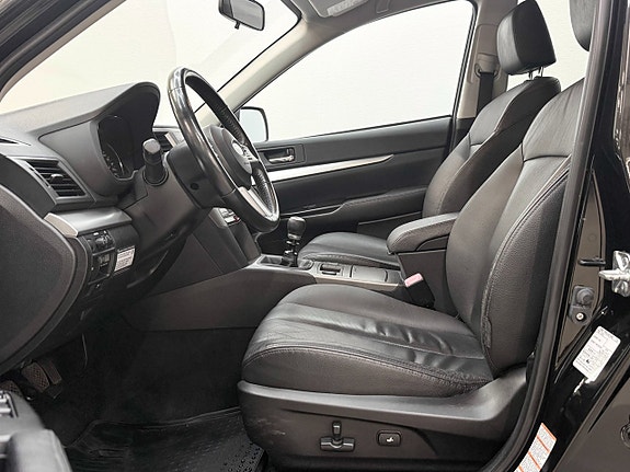 Subaru Outback 12 of 30