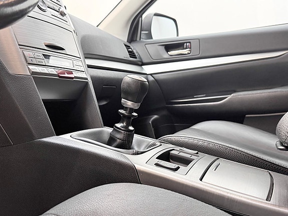 Subaru Outback 18 of 30