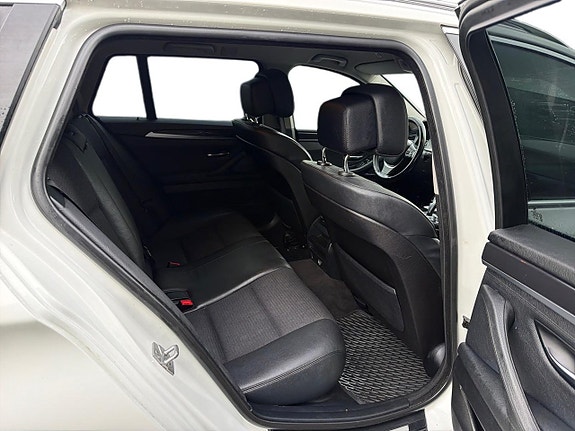 BMW 520d 11 of 25
