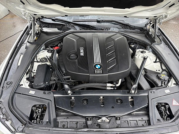 BMW 520d 22 of 25