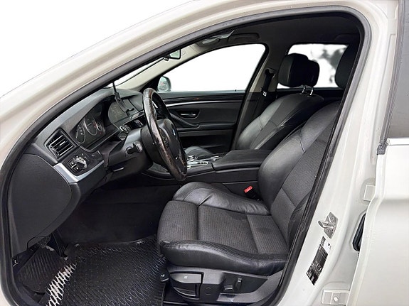 BMW 520d 15 of 25