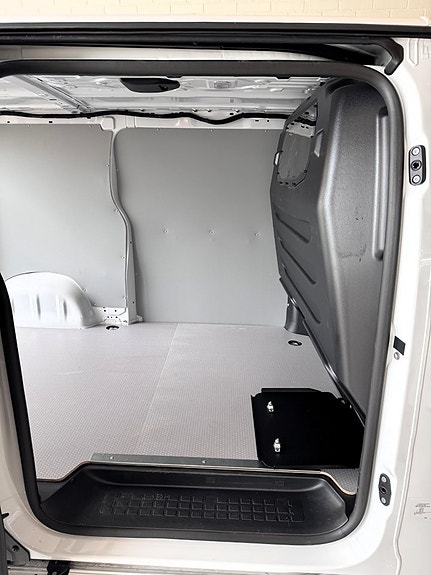 Opel Vivaro 11 of 15