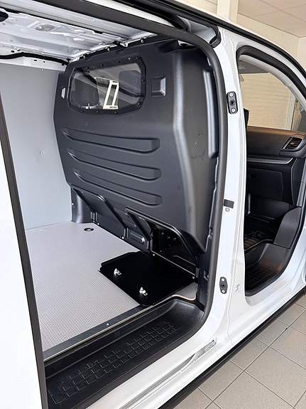 Opel Vivaro 10 of 15