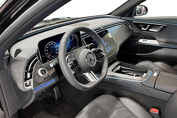 Mercedes-Benz E300 12 of 16