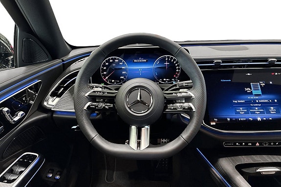 Mercedes-Benz E300 13 of 16