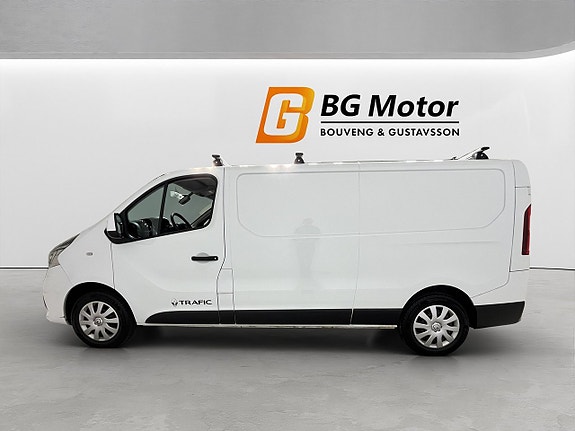 Renault Trafic 7 of 19