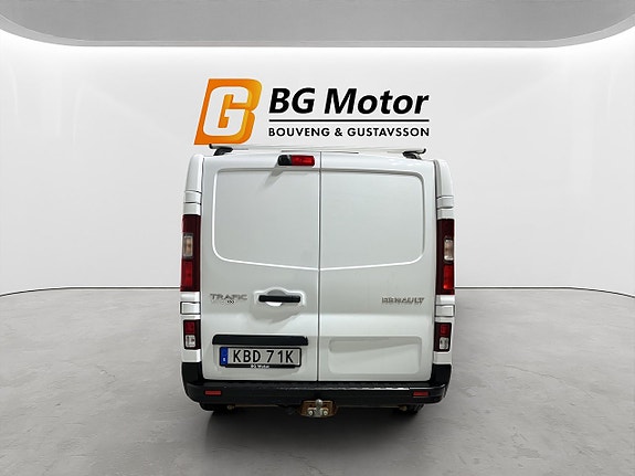 Renault Trafic 5 of 19