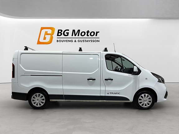 Renault Trafic 3 of 19