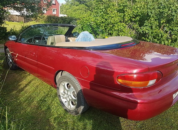 Chrysler Stratus 3 of 5