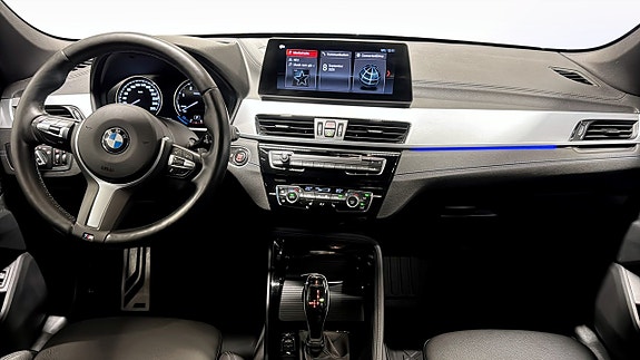 BMW X1 4 of 10