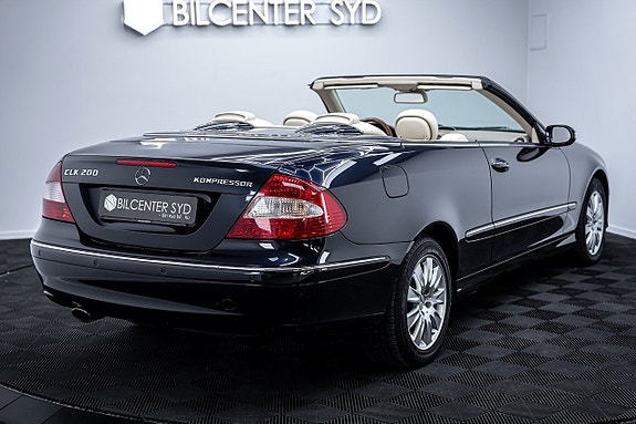 Mercedes-Benz CLK200 7 of 27