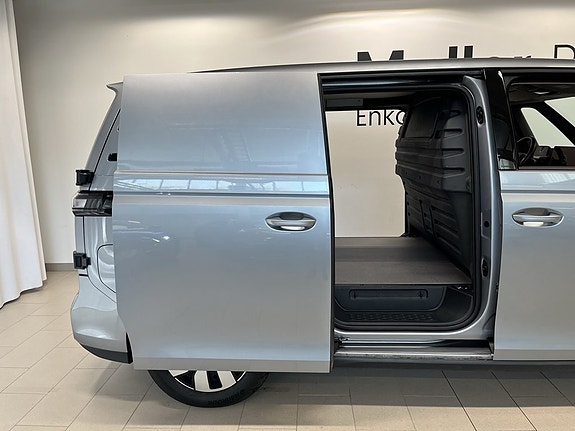 Volkswagen ID. Buzz 7 of 16