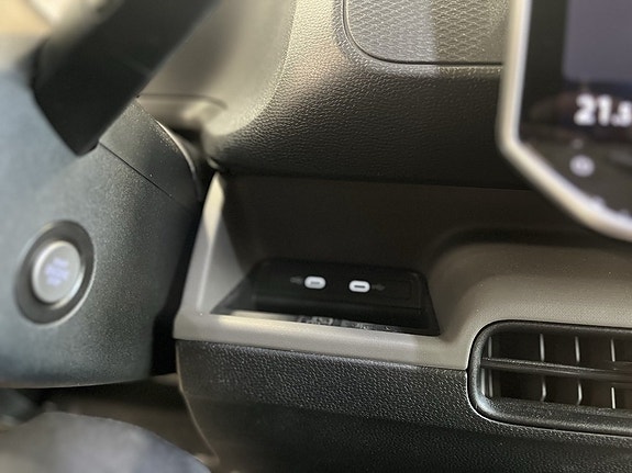 Volkswagen ID. Buzz 16 of 16