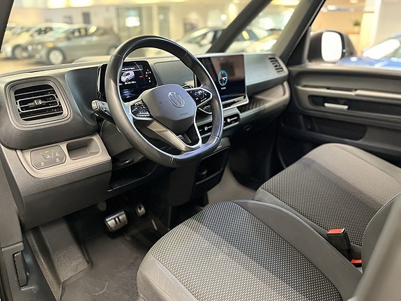 Volkswagen ID. Buzz 9 of 16