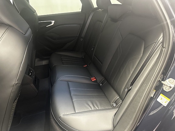 Audi A5 9 of 13