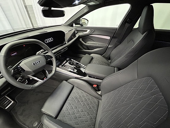 Audi A5 9 of 17