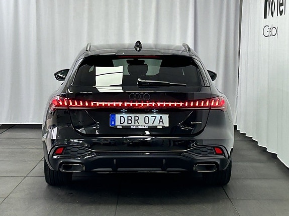 Audi A5 4 of 17