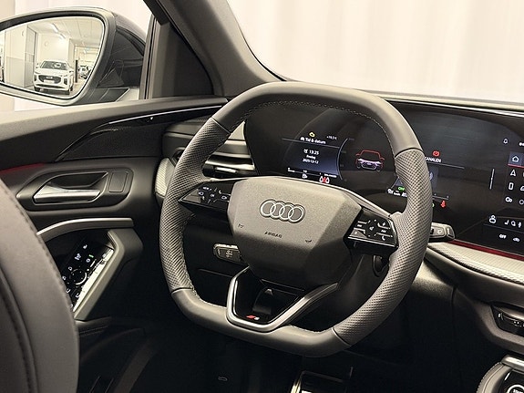Audi Q5 13 of 17