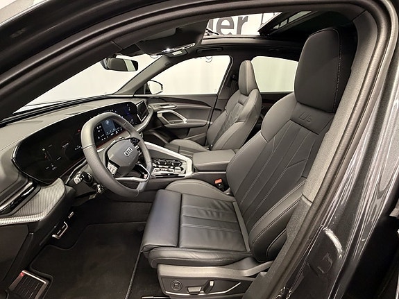 Audi Q5 9 of 17