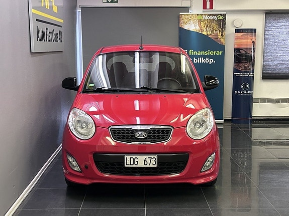 Kia Picanto 3 of 13
