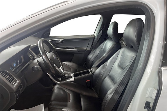 Volvo XC60 6 of 10